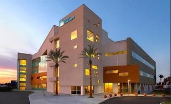 Studio Inn & Suites At Promenade Дауни Екстериор снимка